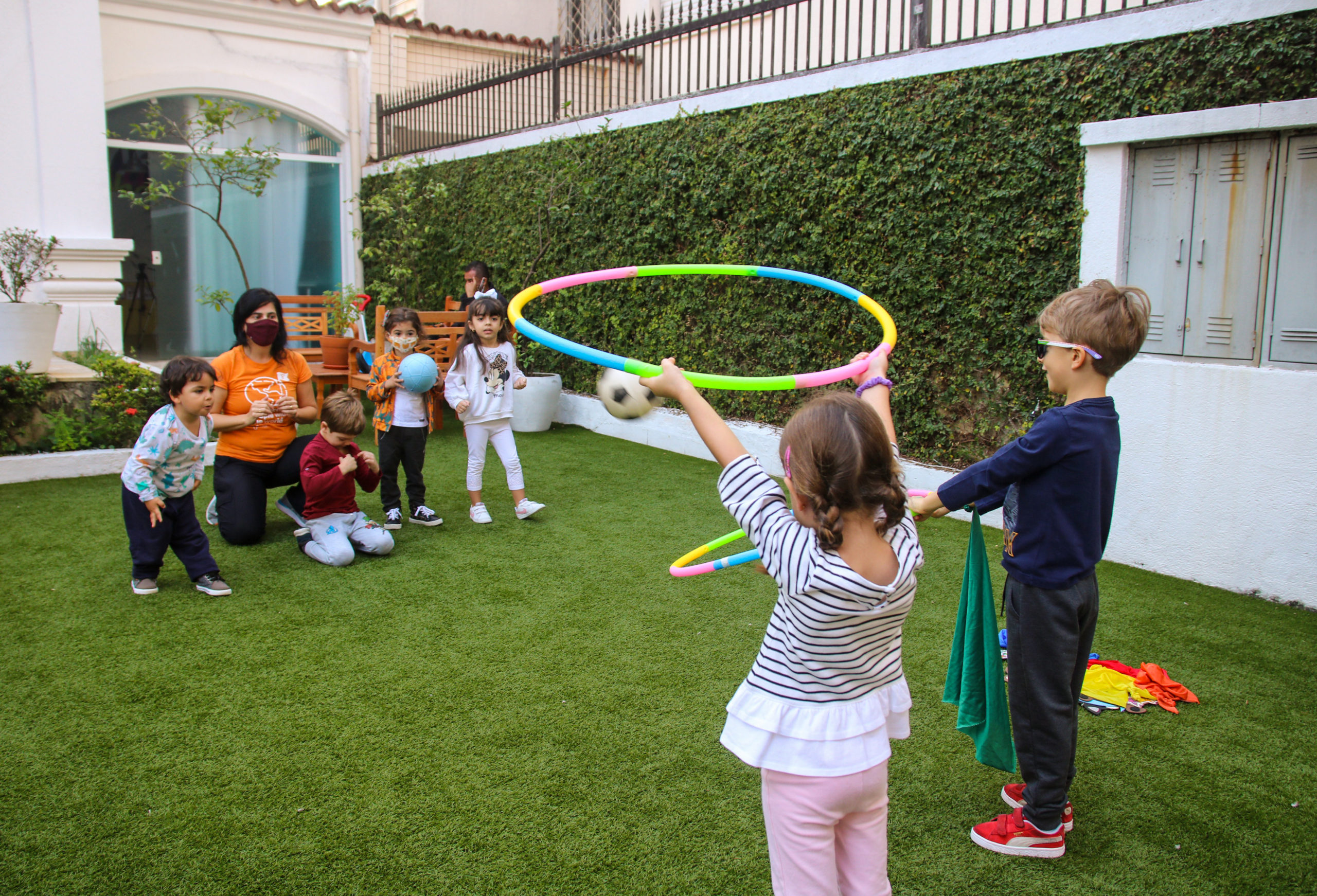 Dez jogos e brincadeiras para educação infantil